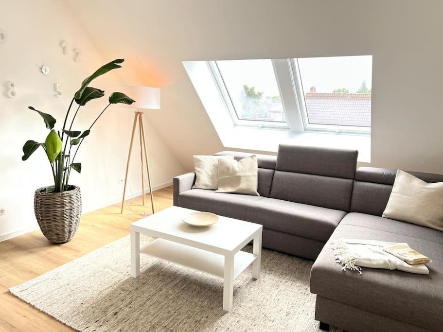 Rueckzugsort Im Rebenmeer Mit Terrasse, Grill & Parkplatz Venningen エクステリア 写真