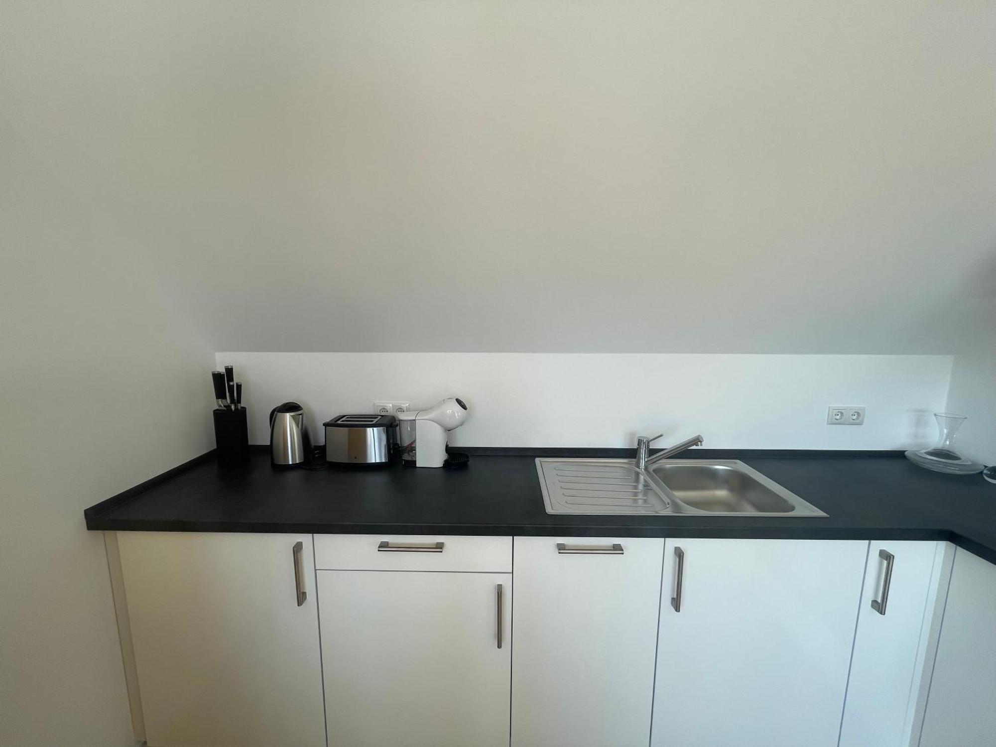 Rueckzugsort Im Rebenmeer Mit Terrasse, Grill & Parkplatz Venningen エクステリア 写真