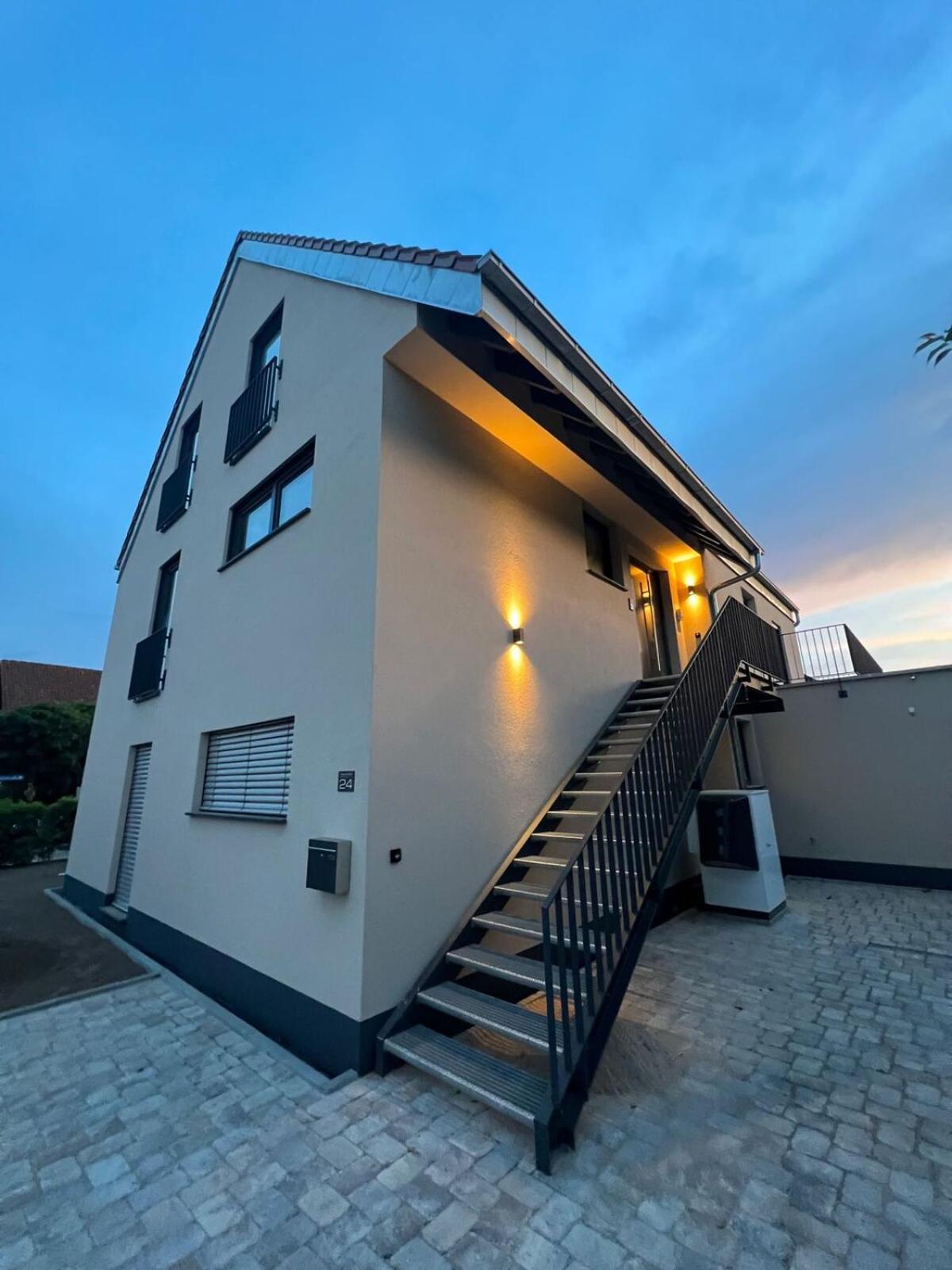 Rueckzugsort Im Rebenmeer Mit Terrasse, Grill & Parkplatz Venningen エクステリア 写真